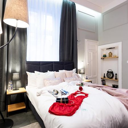 Arts Apartments - Krakow Old Town Ngoại thất bức ảnh