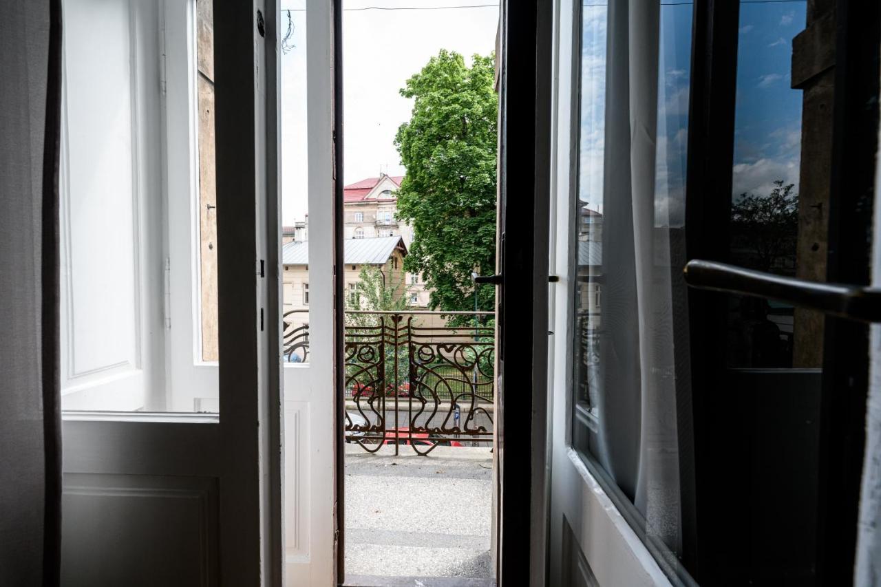 Arts Apartments - Krakow Old Town Ngoại thất bức ảnh