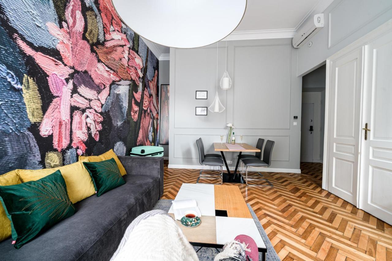 Arts Apartments - Krakow Old Town Ngoại thất bức ảnh